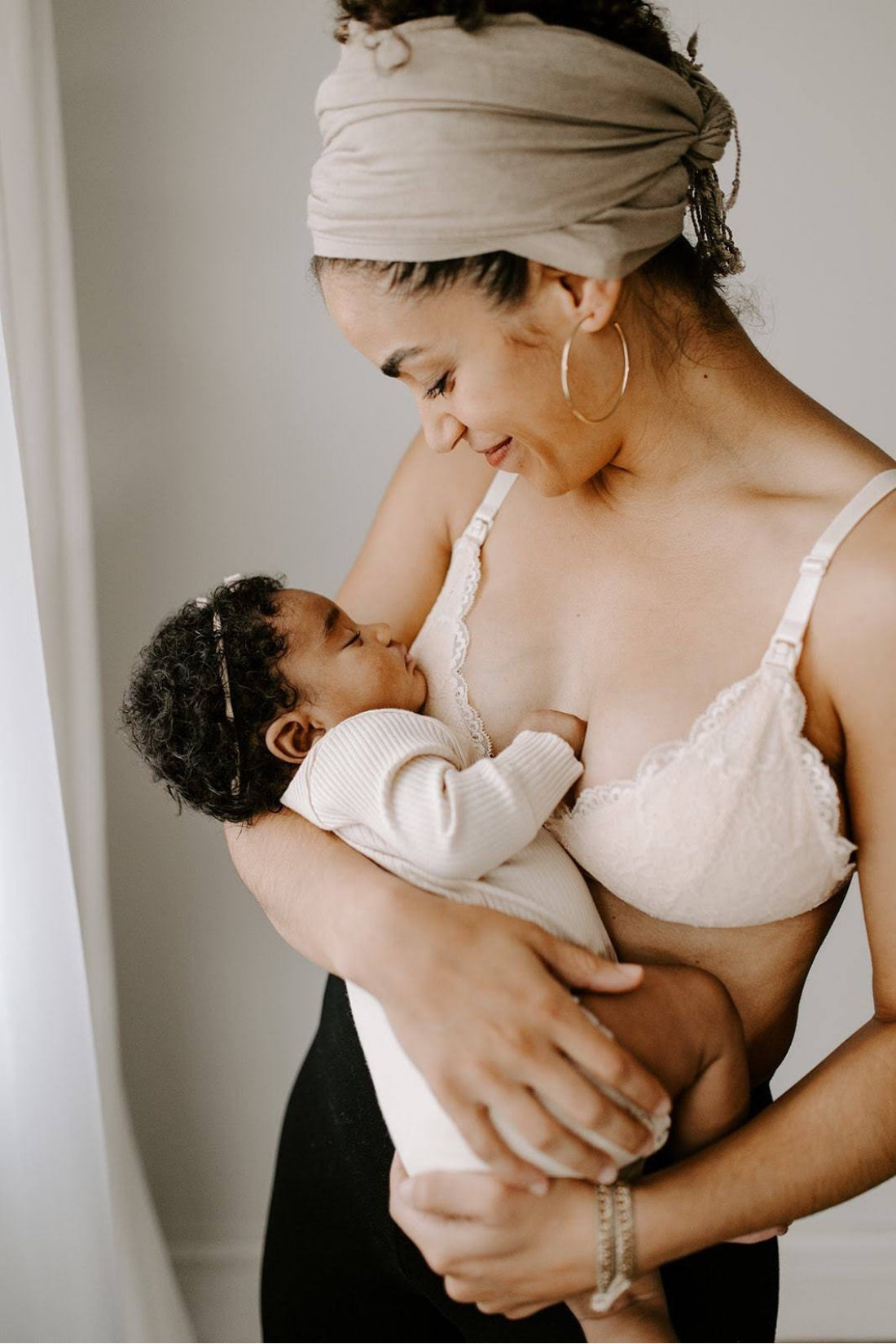 Queen Bee - Kayla Button Maternity Nursing Sleep Bra in Nude